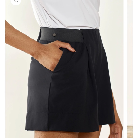 NWOT Aday Turn It Up Short - Picture 2 of 3